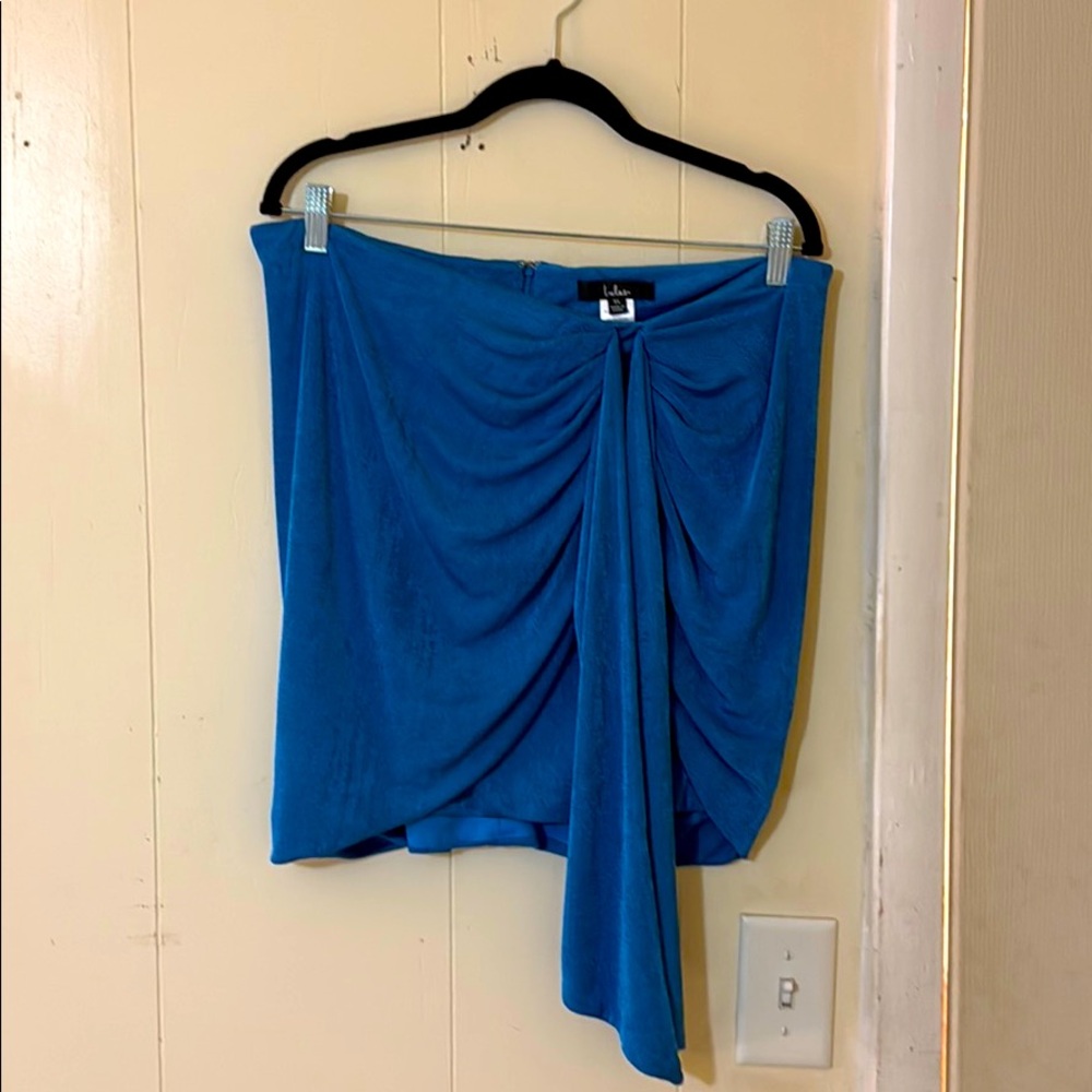 Lulu’s women’s skirt